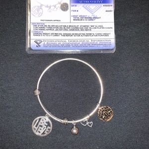 Sterling silver adjustable bracelet with diamonds